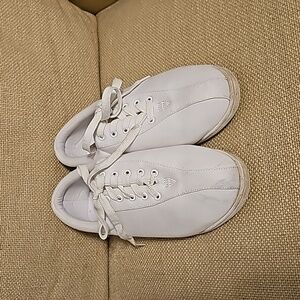 Easy spirit women's sneakers
